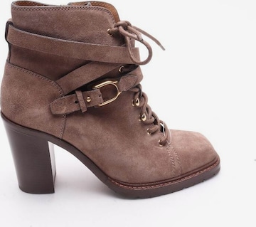 Ralph Lauren Dress Boots in 38,5 in Brown: front