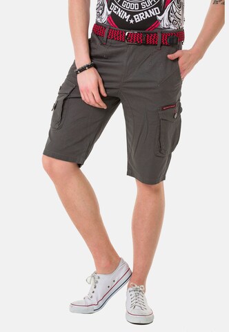 CIPO & BAXX Regular Pants in Grey: front