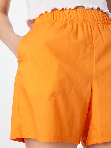 Regular Pantalon 'Violet' Noisy may en orange