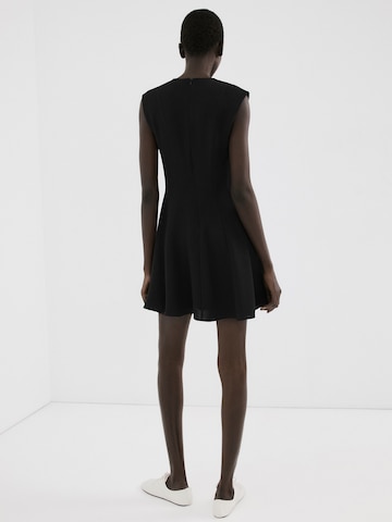 MANGO Рокля 'Landa2' в черно