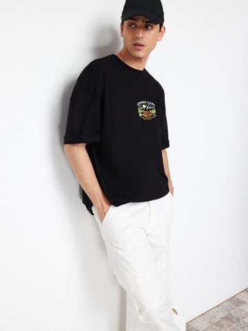 Trendyol Shirt in Black