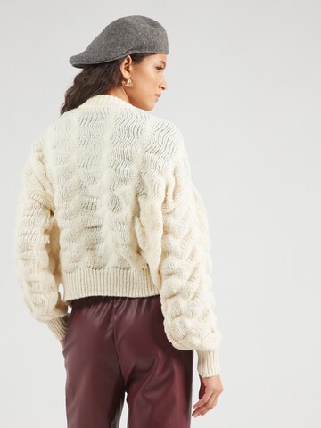VILA Neuletakki 'CHANA' värissä beige