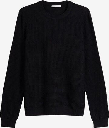 Bershka Sweater in Black: front