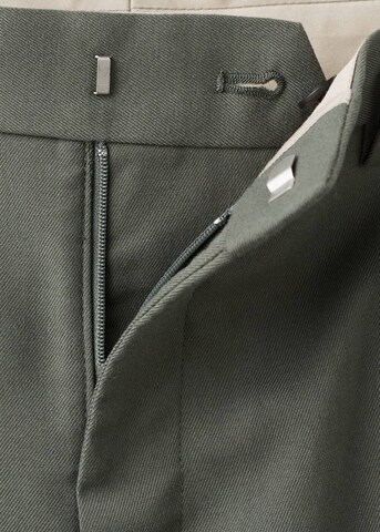 MANGO MAN Regular Pleat-Front Pants 'Savoir' in Green