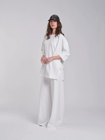 Regular Pantalon BOMBOOGIE en blanc : devant