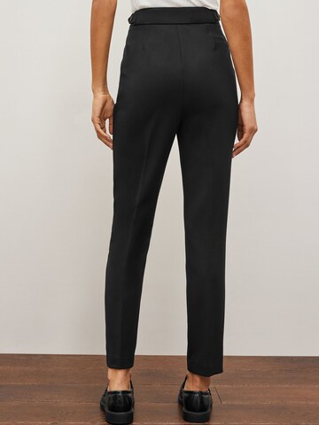Coupe slim Pantalon à pince Next en noir
