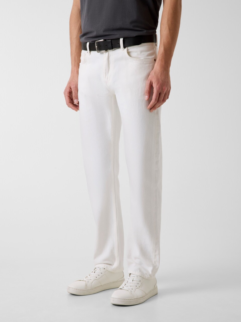 Regular Jeans 'Angels' de la GUESS pe alb: față