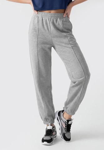 myMo ATHLSR Tapered Trousers in Grey: front