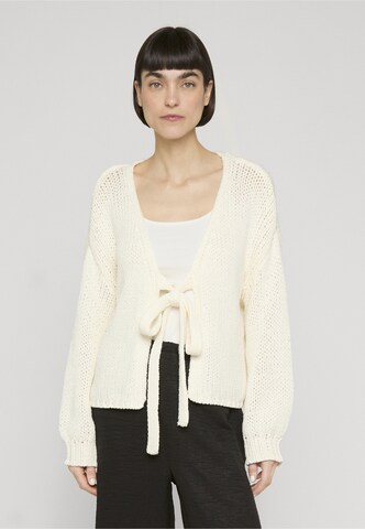 Estelou Knit cardigan in White: front