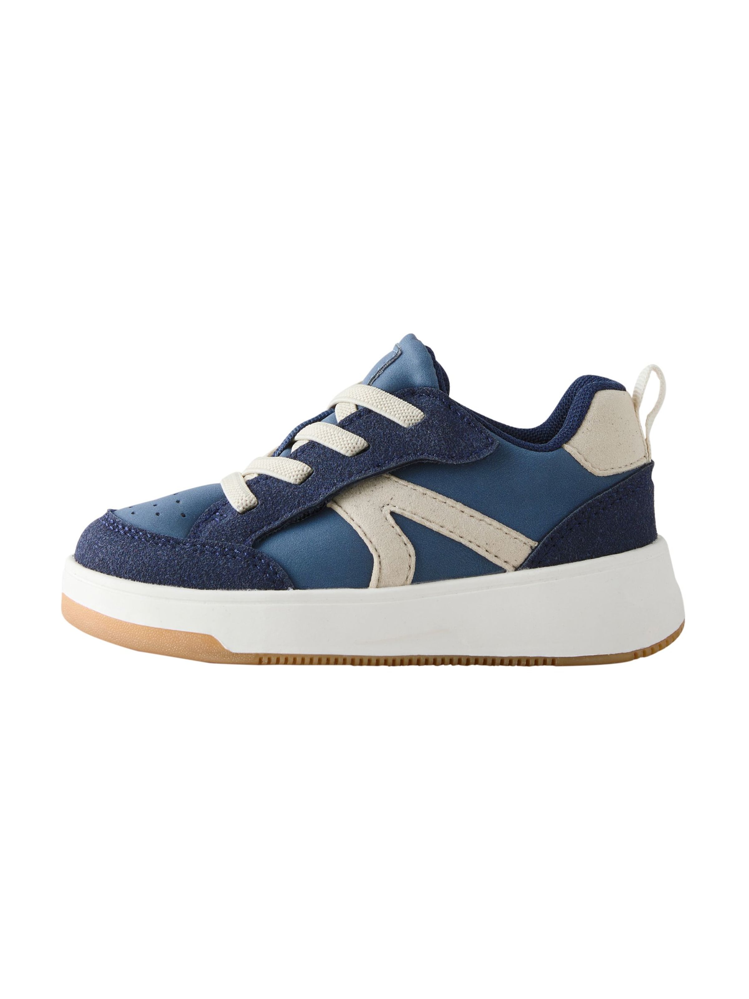 Next Sneaker in Blau: Vorderseite