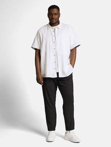 TOM TAILOR Men + Regular fit Button Up Shirt in White