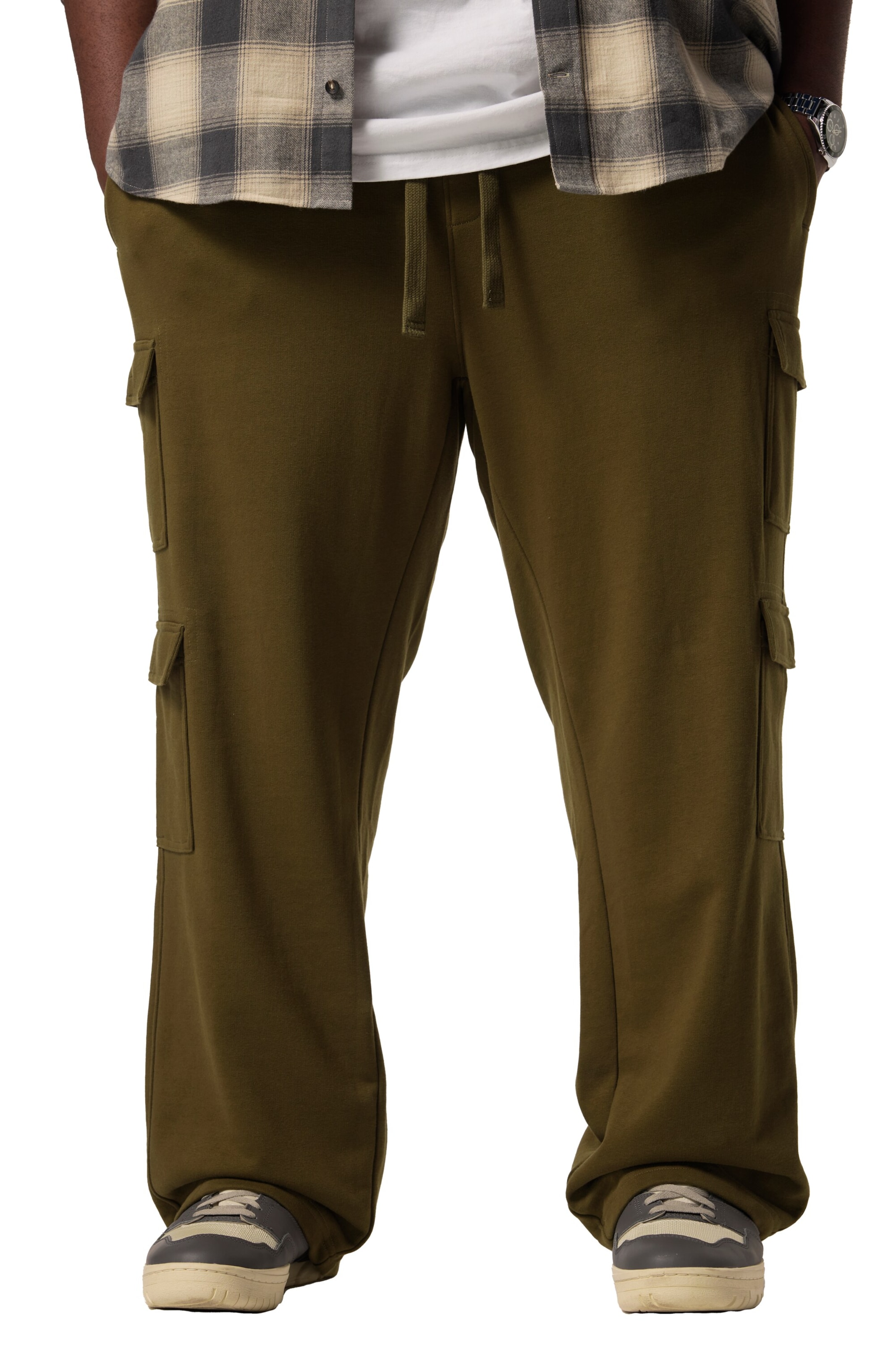 STHUGE Baggy Broek in Groen: voorkant