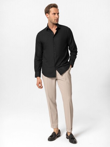 Coupe slim Chemise Antioch en noir