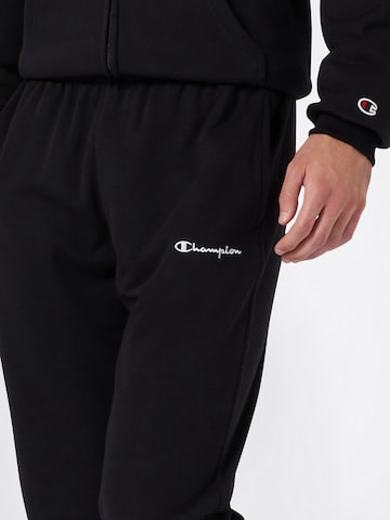 Champion Authentic Athletic Apparel Regular Byxa i svart