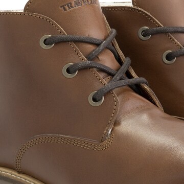 Travelin Chukka Boots 'Trehuse ' i brun