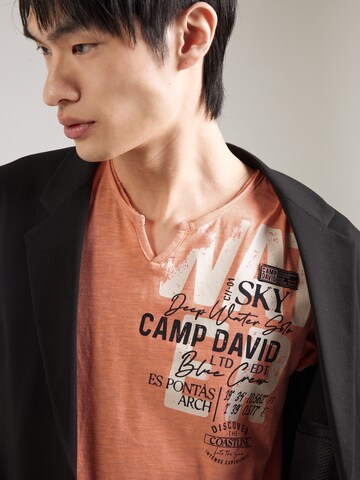 CAMP DAVID Särk, värv oranž