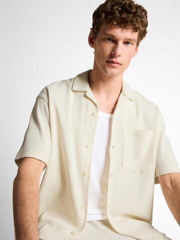 TOM TAILOR DENIM Comfort fit Button Up Shirt in White