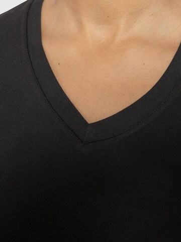 Smilodox T-Shirt 'Nela' in Schwarz