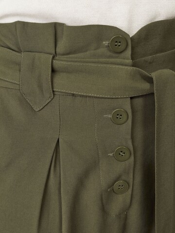 NAF NAF Regular Pleat-Front Pants 'Epaperia' in Green