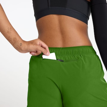 new balance Regular Sportbroek 'RC Short 3' in Groen