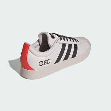 Chaussure de sport 'Audi F1 Team VL Court' ADIDAS PERFORMANCE en blanc