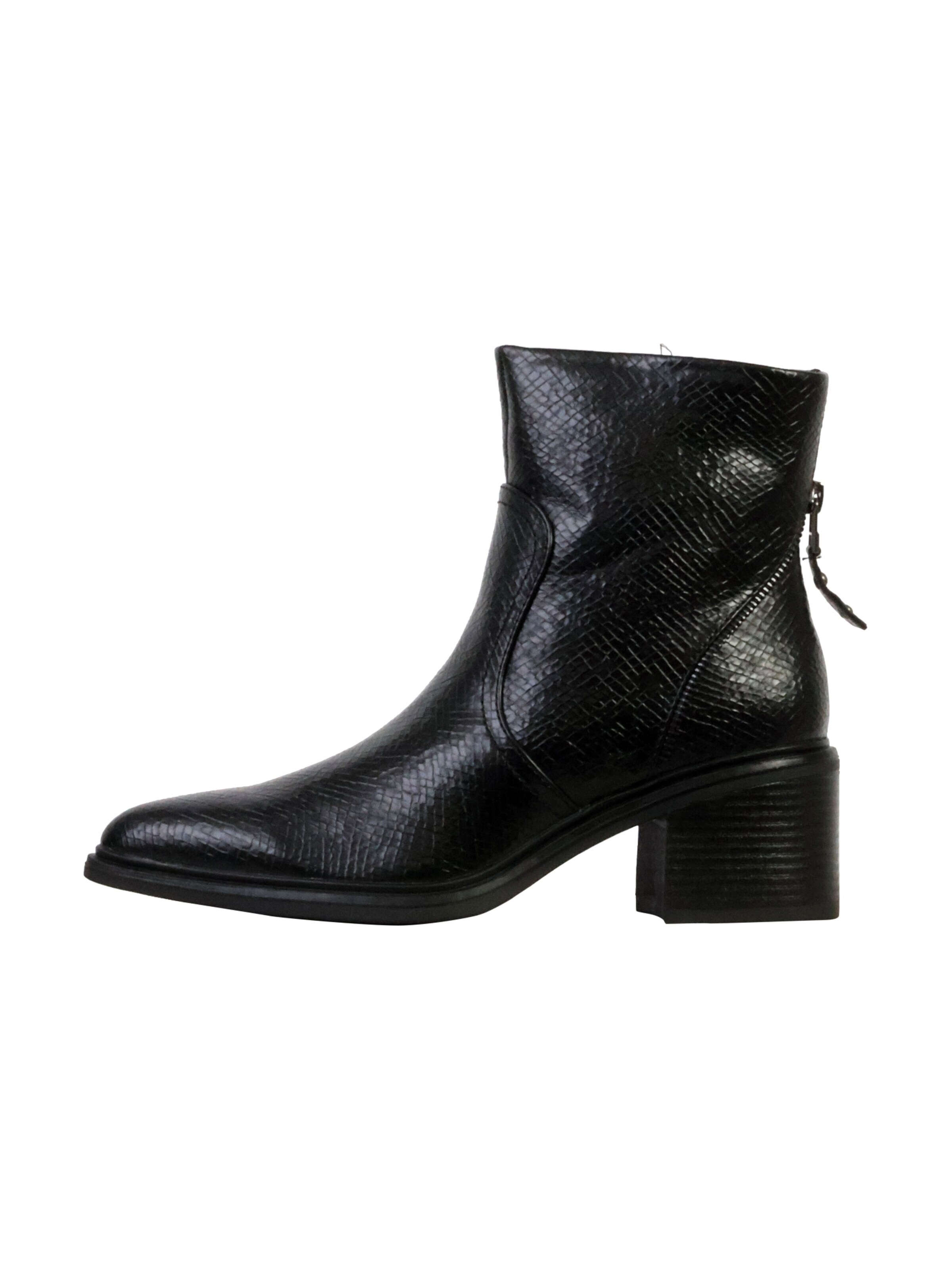Ankle boots 'Supermodische Stiefeletten mit Reißverschluss' di Super Mode in nero: frontale