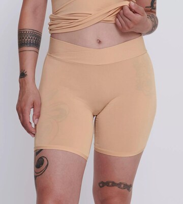 Pantaloni modellanti 'Cyclist' di SLOGGI in beige