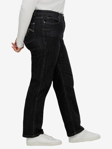 SHEEGO Regular Jeans in Schwarz