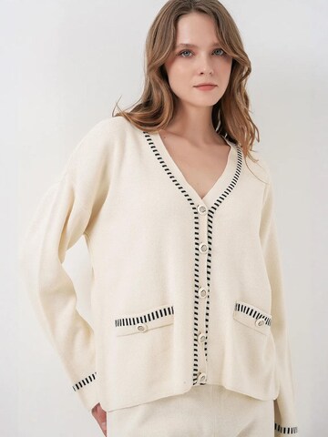 Pantalons de tailleur Bigdart en beige