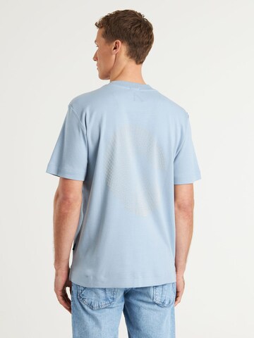 T-Shirt 'Dot' CHASIN' en bleu