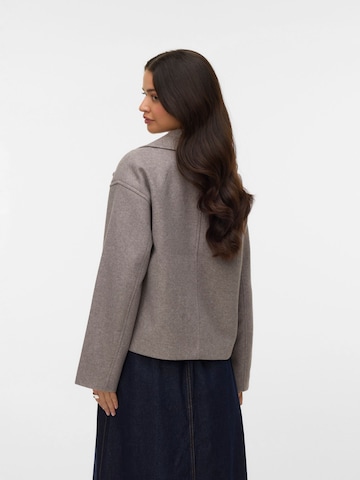 Veste mi-saison 'VMVinceline' VERO MODA en marron