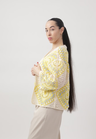 Elara Pullover i gul