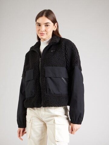 Nike Sportswear Преходно яке 'Essential' в черно: отпред