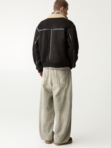 Pull&Bear Zimní bunda – černá