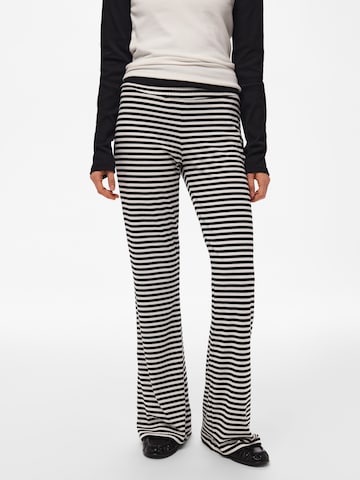 PIECES Trousers 'PCLAYA' in Black: front