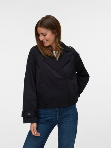 VERO MODA Tussenjas 'VMChelsea' in Zwart: voorkant