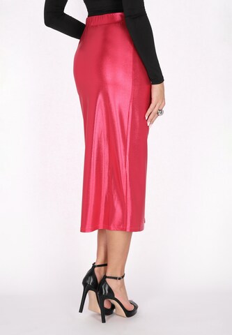 faina Rok 'Fashion Look' in Roze