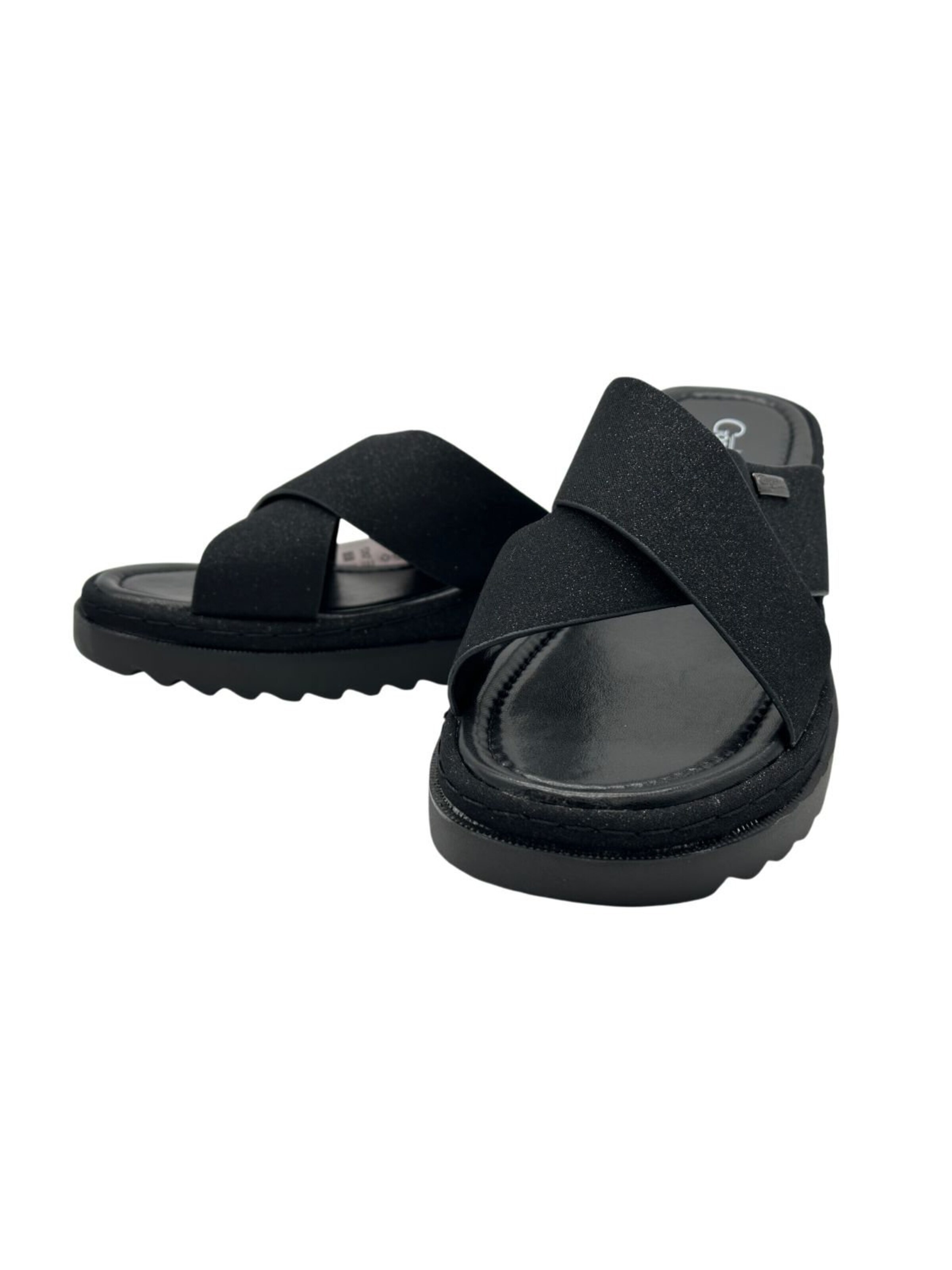 Nowaland Slippers in Black