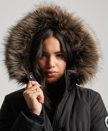 Parka d’hiver 'Ashley Everest' Superdry en noir