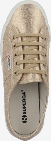 SUPERGA Sneaker 'Lamew' in Gold