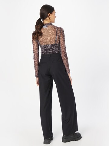 WEEKDAY Wide leg Pants 'Riley' in Black