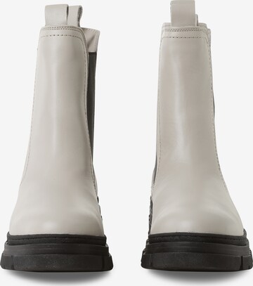 TAMARIS Chelsea Boots in Beige