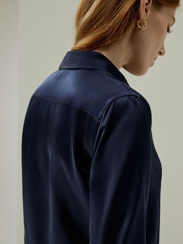 Lilysilk Bluse‌‌‌‌‌‌‌‌ in Blau
