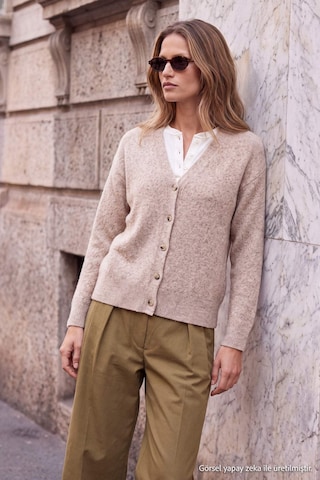 Cardigan Trendyol en beige : devant