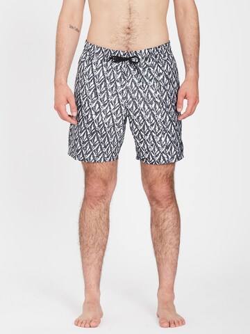 Volcom Board Shorts 'Hager' in White: front