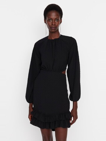 Robe Trendyol en noir : devant