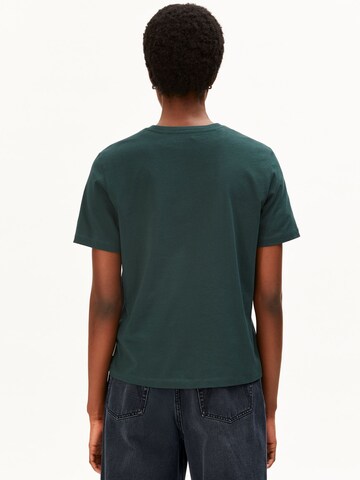 T-shirt ARMEDANGELS en bleu : devant