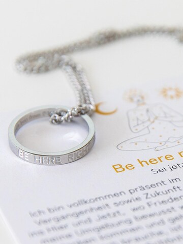 Divasya Necklace 'Be here right now' in Silver