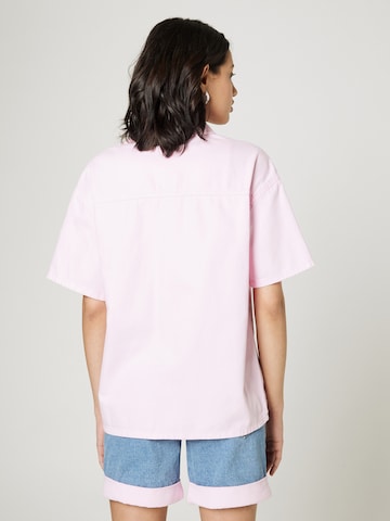 florence by mills exclusive for ABOUT YOU - Blusa 'Lakeside Chill' en rosa