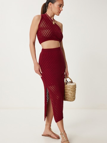 Costume Happiness İstanbul en rouge